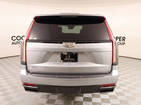Used 2023 Cadillac Escalade Premium Luxury Platinum w/ LPO, Floor Liner Package AWD/4WD image 24