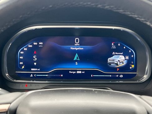 Used 2024 Chevrolet Suburban High Country w/ Premium Package 2 image 40