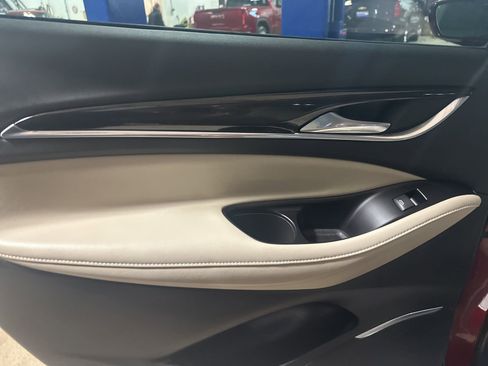 Used 2020 Buick Enclave Premium w/ Surround and Sites Package image 32