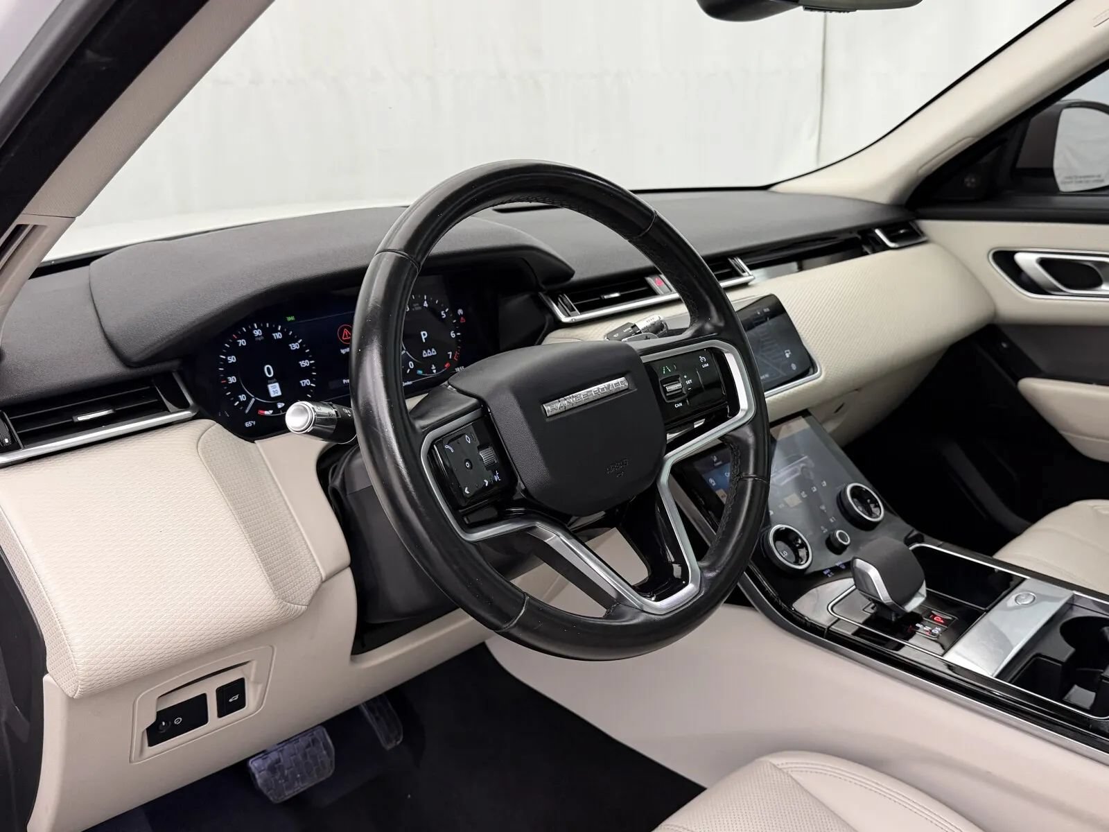 Used 2021 Land Rover Range Rover Velar S AWD/4WD image 10