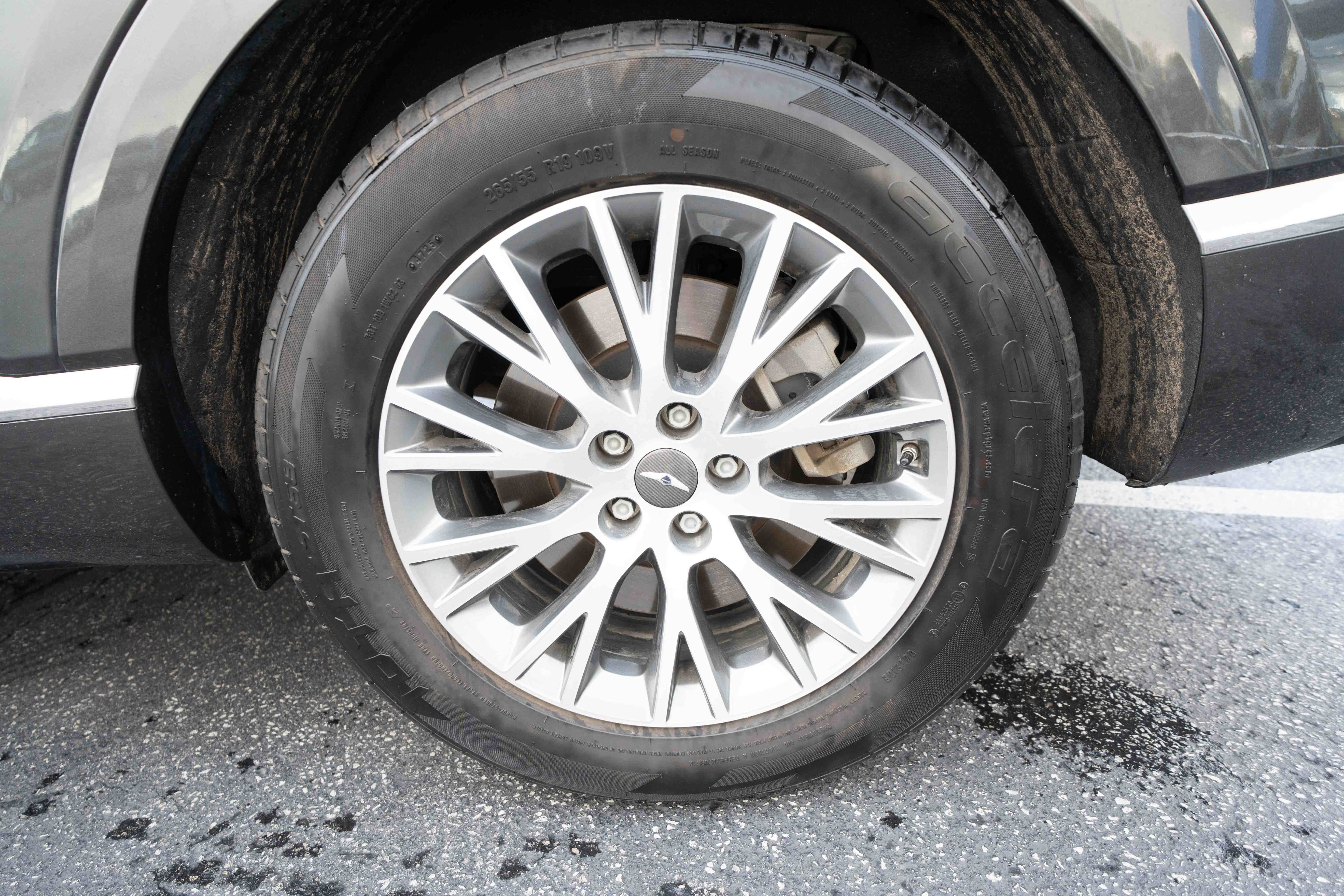 Used 2024 Genesis GV80 2.5T AWD/4WD image 30