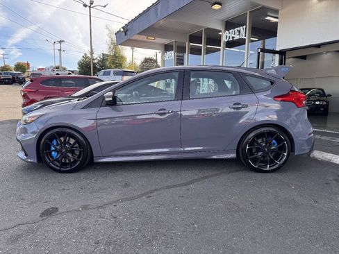 Used 2017 Ford Focus RS AWD/4WD image 2
