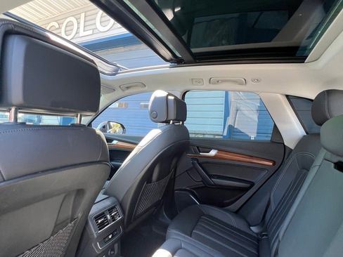 Used 2022 Audi Q5 2.0T Premium w/ Convenience Package image 10