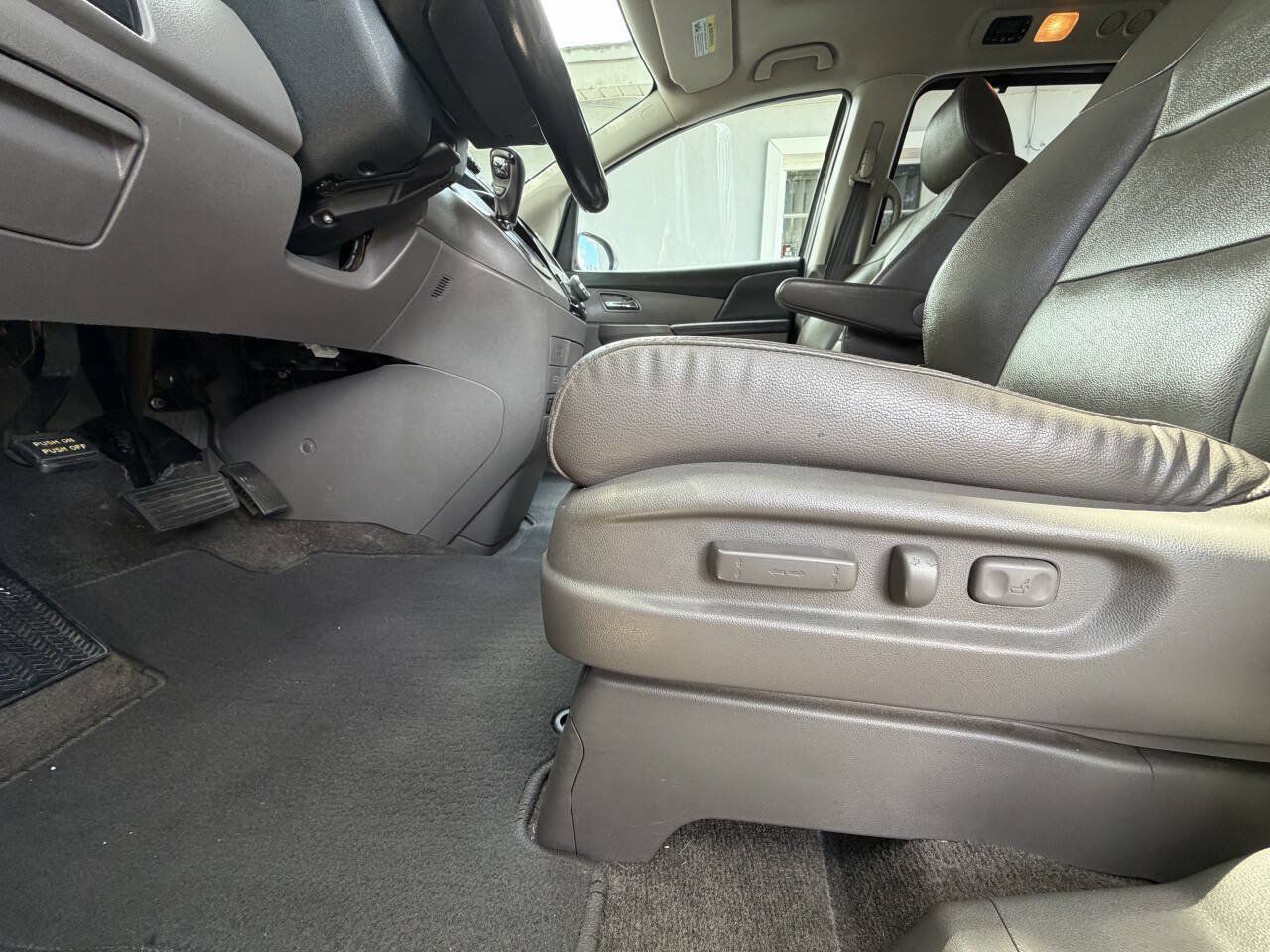 Used 2014 Honda Odyssey EX-L image 11