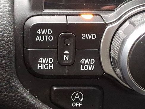 Used 2023 RAM 1500 Big Horn AWD/4WD image 27