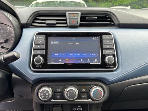 Used 2025 Nissan Versa SV FWD image 18