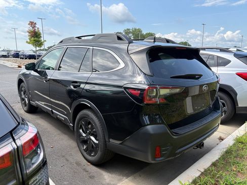 Used 2020 Subaru Outback Onyx Edition XT AWD/4WD image 3
