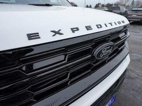New 2025 Ford Expedition Max Platinum w/ Stealth Performance Package image 29