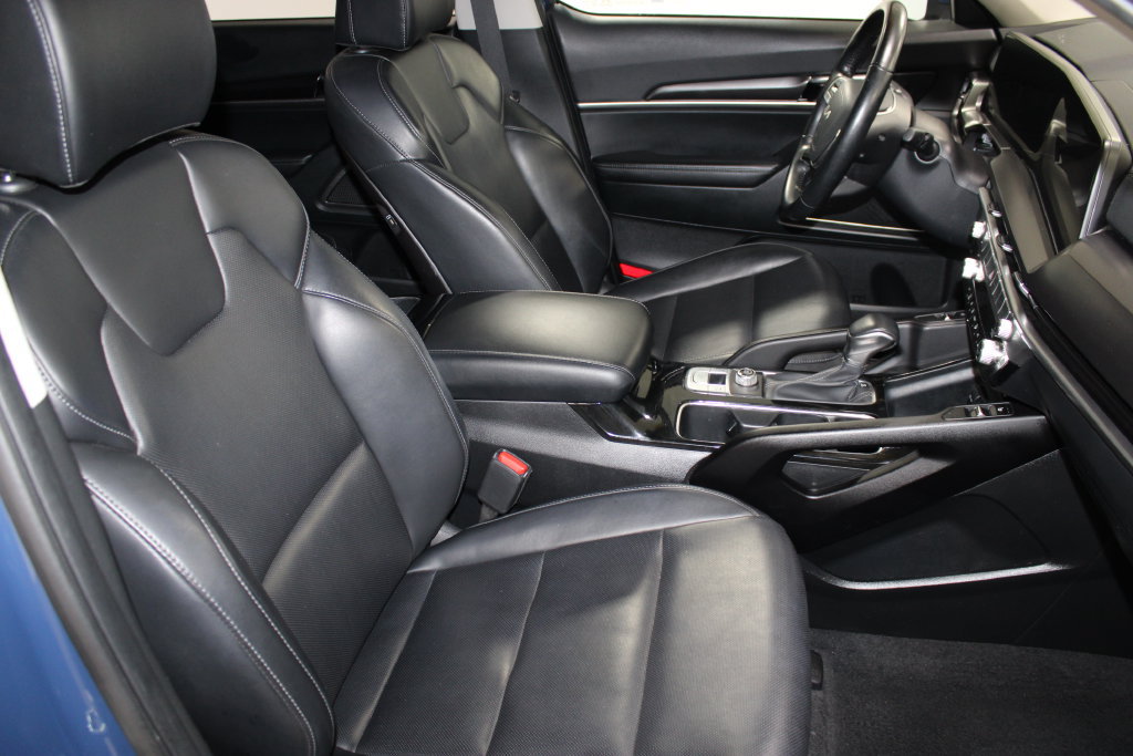 Used 2025 Kia Telluride S FWD image 19