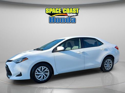 Used 2019 Toyota Corolla LE FWD image 9