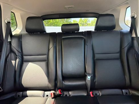 Used 2025 Nissan Rogue SV w/ SV Premium Package FWD image 52