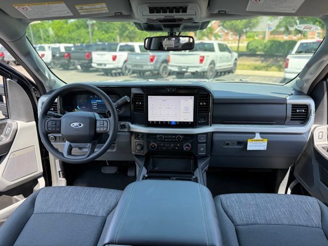 New 2026 Ford F350 XLT w/ XLT Premium Package AWD/4WD image 2