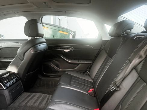 Used 2022 Audi A8 L 3.0T image 24