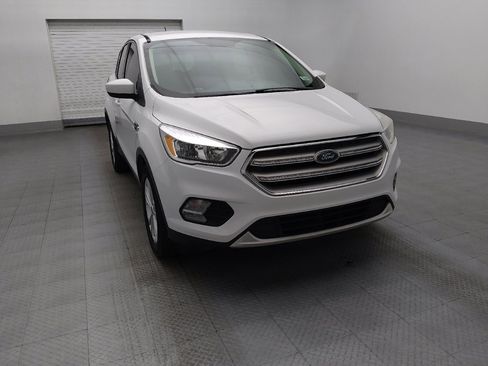 Used 2019 Ford Escape SE image 14