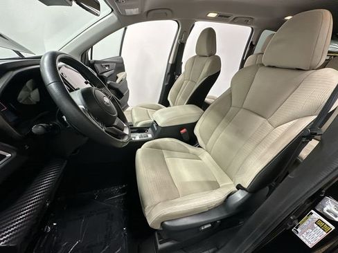 Used 2023 Subaru Ascent Premium w/ Convenience Package image 16