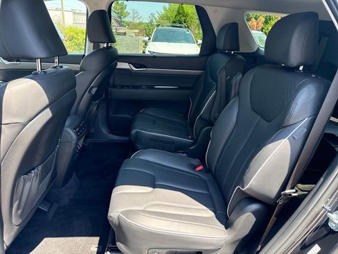 Used 2025 Hyundai Palisade SEL AWD/4WD image 25