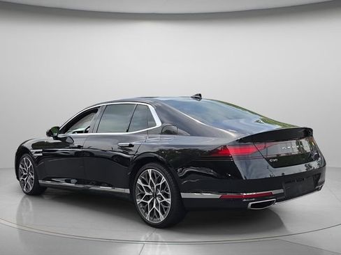 Used 2025 Genesis G90 3.5T AWD/4WD image 6