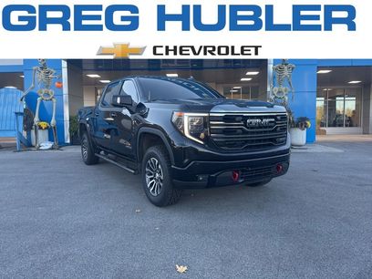 Used 2022 GMC Sierra 1500 AT4 w/ AT4 Preferred Package