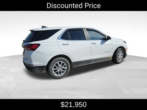 Used 2022 Chevrolet Equinox LT FWD image 3