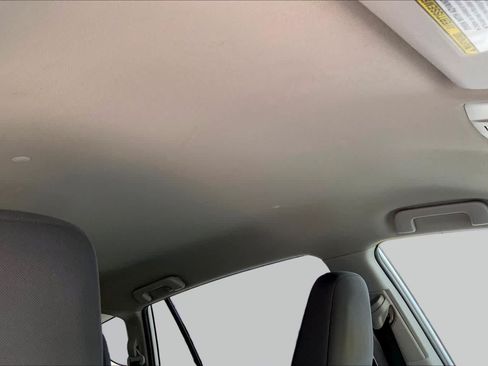 Used 2015 Toyota RAV4 LE AWD/4WD image 13