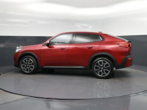 Certified 2024 BMW X2 xDrive28i AWD/4WD image 4
