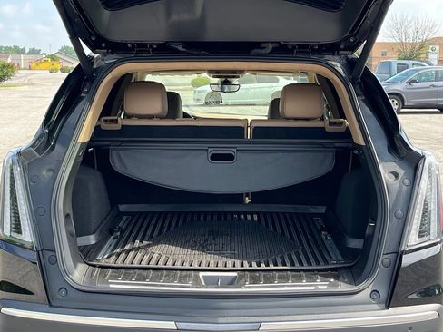 Used 2020 Cadillac XT5 Sportv w/ Platinum Package AWD/4WD image 25