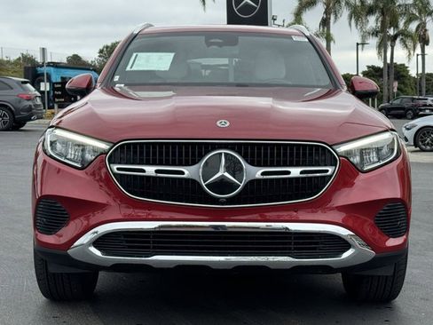 Used 2025 Mercedes-Benz GLC 300 image 3