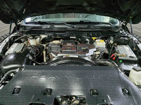 Used 2017 RAM 3500 SLT w/ Quick Order Package 29G SLT image 40