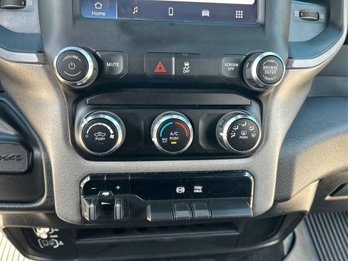 Used 2024 RAM 2500 Tradesman AWD/4WD image 21