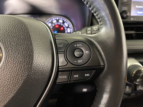 Certified 2021 Toyota RAV4 XLE w/ Convenience Package image 27