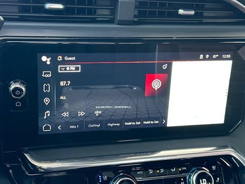 New 2026 GMC Sierra 2500 Denali Ultimate w/ Max Trailering Package AWD/4WD image 17