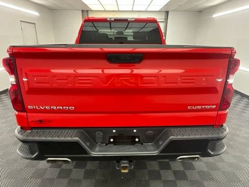 Used 2022 Chevrolet Silverado 1500 Custom Trail Boss AWD/4WD image 24