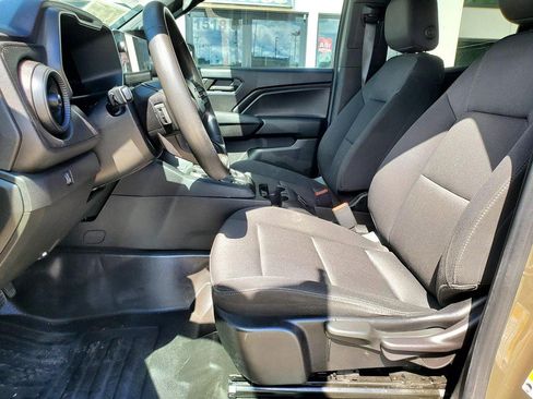 Used 2023 Chevrolet Colorado W/T RWD image 13