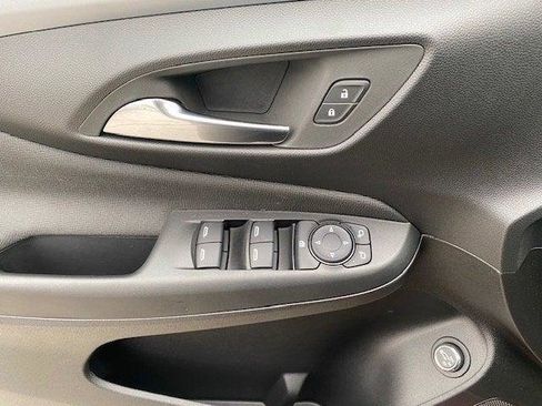 New 2026 Buick Envista Preferred image 15