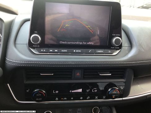 Used 2023 Nissan Rogue SV w/ SV Premium B Package FWD image 15