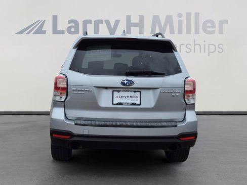 Used 2018 Subaru Forester 2.0XT Premium AWD/4WD image 4