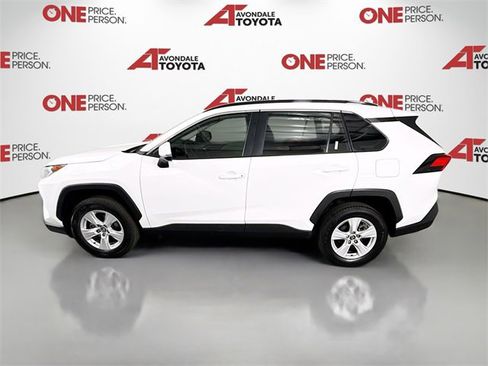 Used 2019 Toyota RAV4 XLE image 4