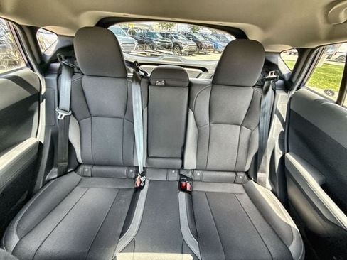 Used 2026 Subaru Crosstrek 2.5i Premium AWD/4WD image 22