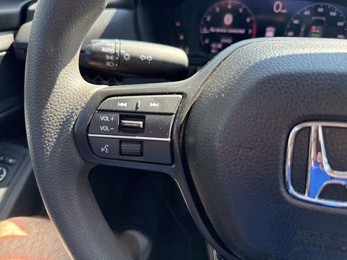 Used 2024 Honda Accord EX image 19