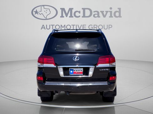 Used 2014 Lexus LX 570 4WD w/ Luxury Package image 5