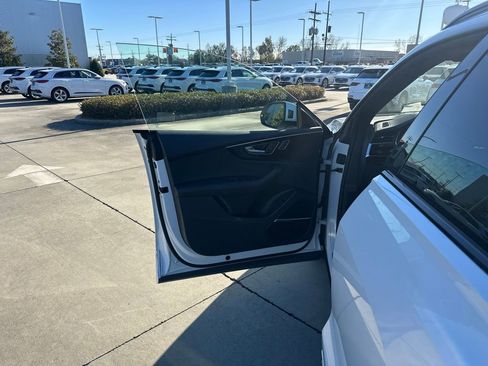 New 2026 Audi Q8 Premium Plus image 6