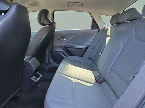 Used 2025 Kia K4 LXS FWD image 27