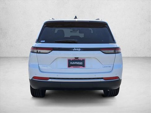 New 2026 Jeep Grand Cherokee Limited AWD/4WD image 7