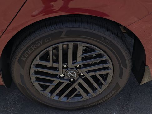 New 2026 Nissan Sentra SV w/ Floor Mat Package FWD image 7