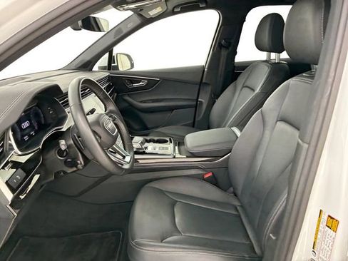 Used 2025 Audi Q7 3.0T Premium Plus AWD/4WD image 12
