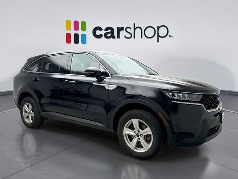 Used 2023 Kia Sorento LX AWD/4WD image 7