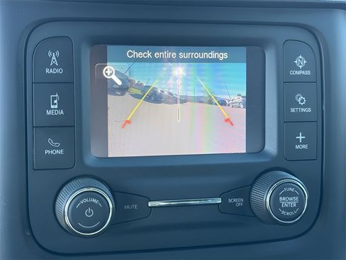 Used 2022 RAM 2500 Tradesman w/ Chrome Appearance Group image 14