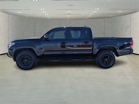 Used 2022 Toyota Tacoma SR5 image 6