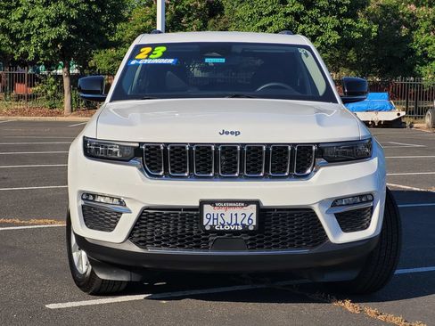 Used 2023 Jeep Grand Cherokee Limited RWD image 3