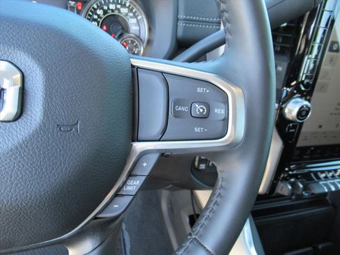 Used 2024 RAM 3500 Laramie image 19